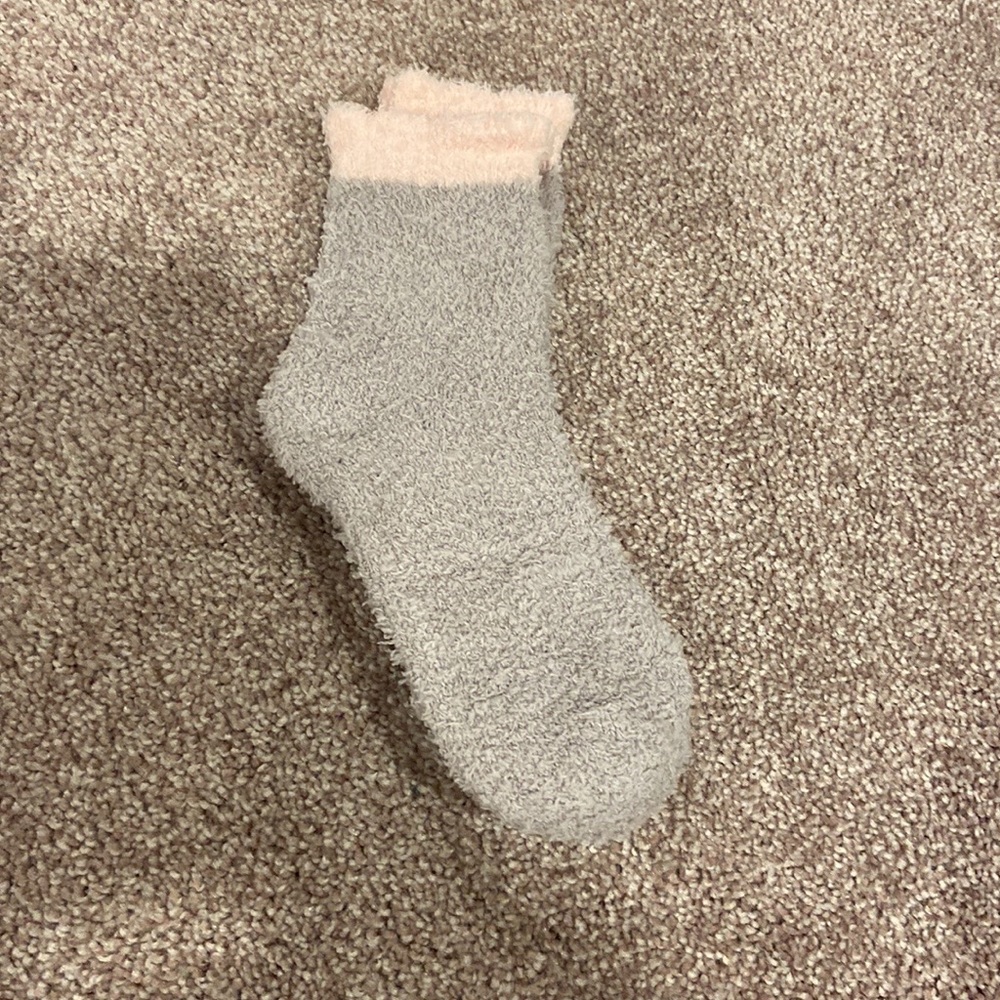 Fuzzy Socks - Picture 6 of 7